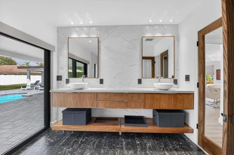 $1,595,000 | 6899 Viento Way, Boca Raton, FL 33433