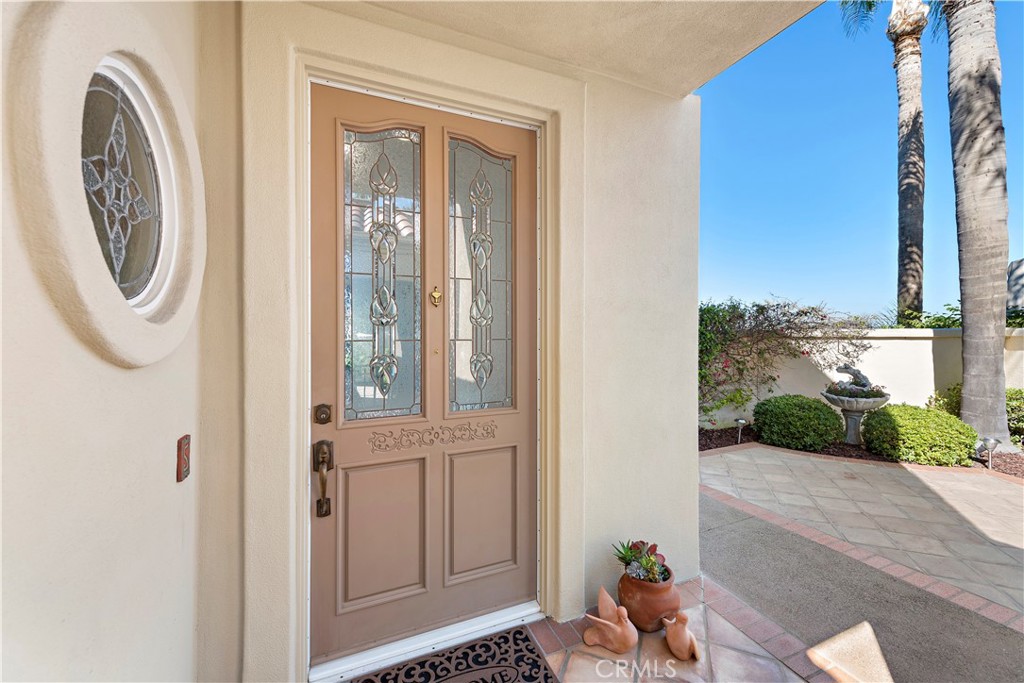 5 Siena Laguna Niguel, CA 92677 - Photo 12 of 61 Beveled Glass Front door