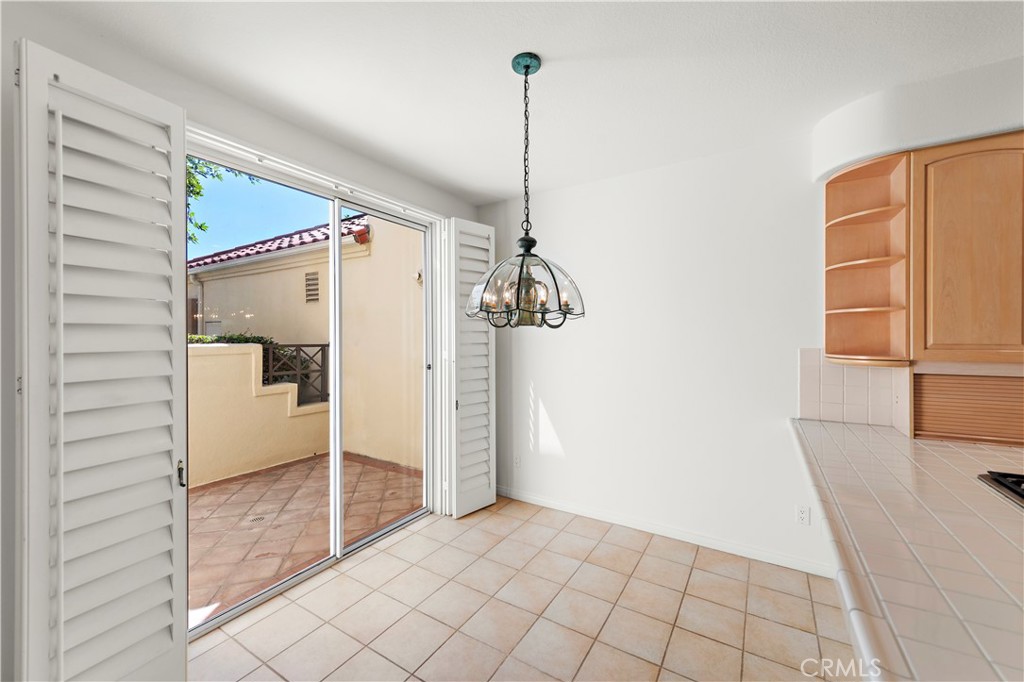 5 Siena Laguna Niguel, CA 92677 - Photo 22 of 61 Breakfast nook