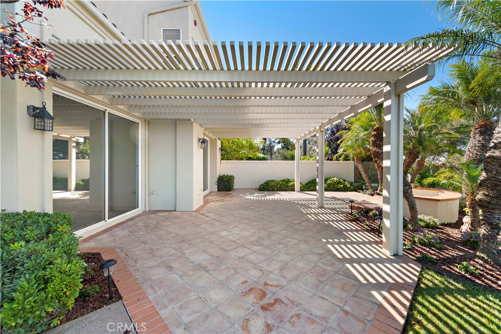 5 Siena Laguna Niguel, CA 92677 - Photo 3 of 61 metal covered patio