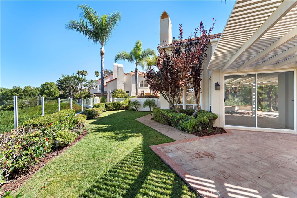 5 Siena Laguna Niguel, CA 92677 - Photo 6 of 61 wrap around yard