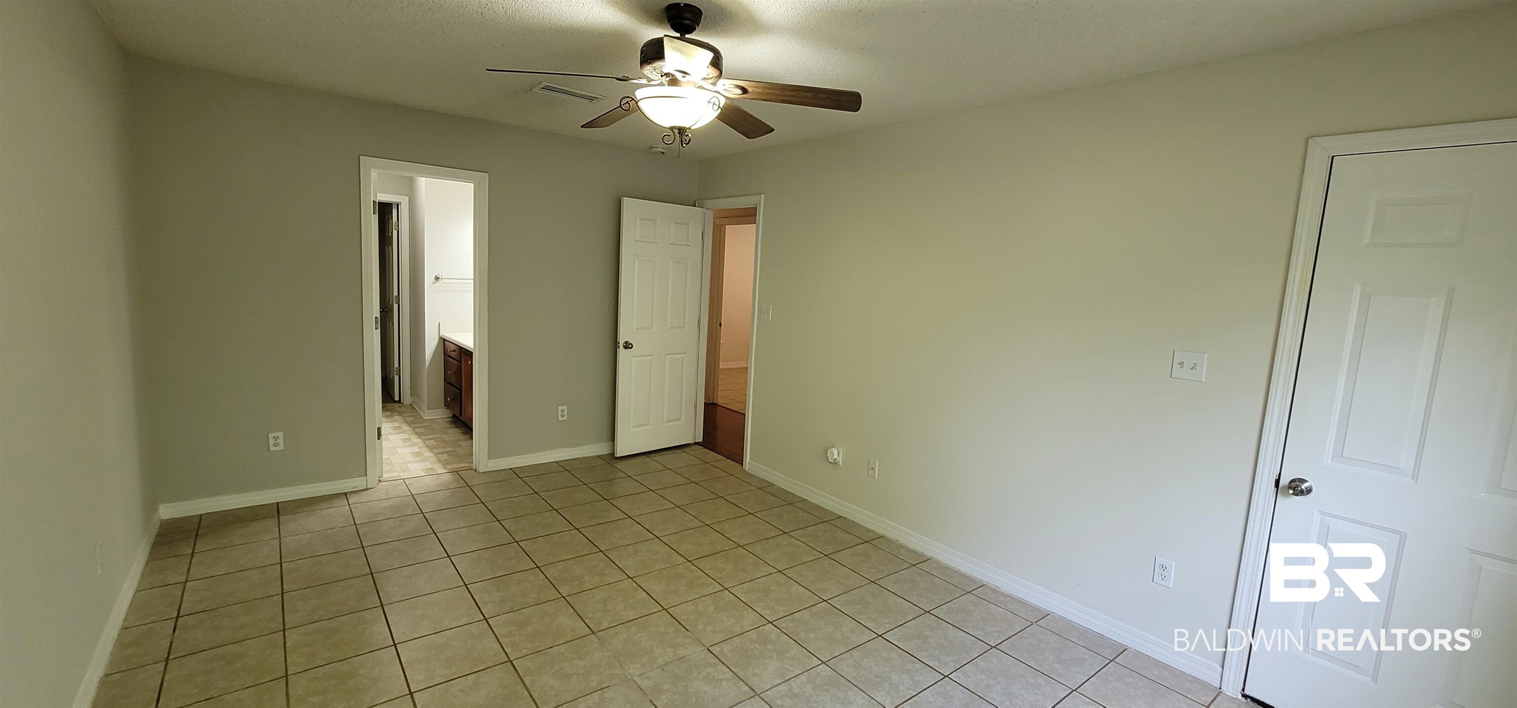 4021 Kendallbrook Loop Foley, AL 36535 - Photo 8 of 21