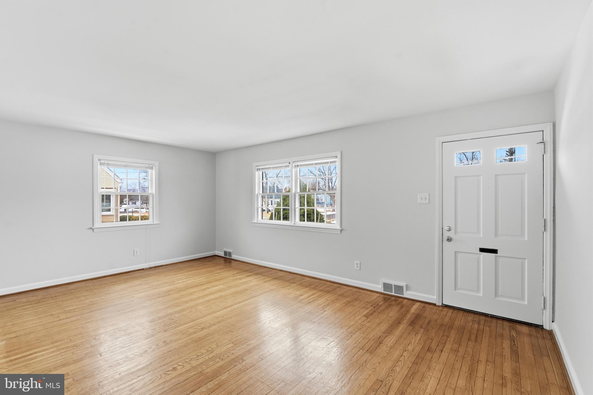 1206 Sylvan Drive Haddon Heights, NJ 08035 - Photo 4 of 27