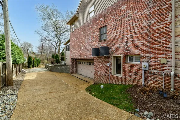 $1,299,000 | 7902 Teasdale Avenue, St. Louis, MO 63130
