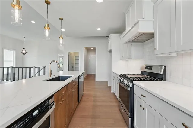 $719,950 | 1518 Northwest 106th Terrace, Kansas City, MO 64155