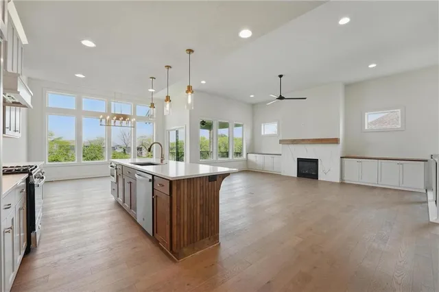 $719,950 | 1518 Northwest 106th Terrace, Kansas City, MO 64155