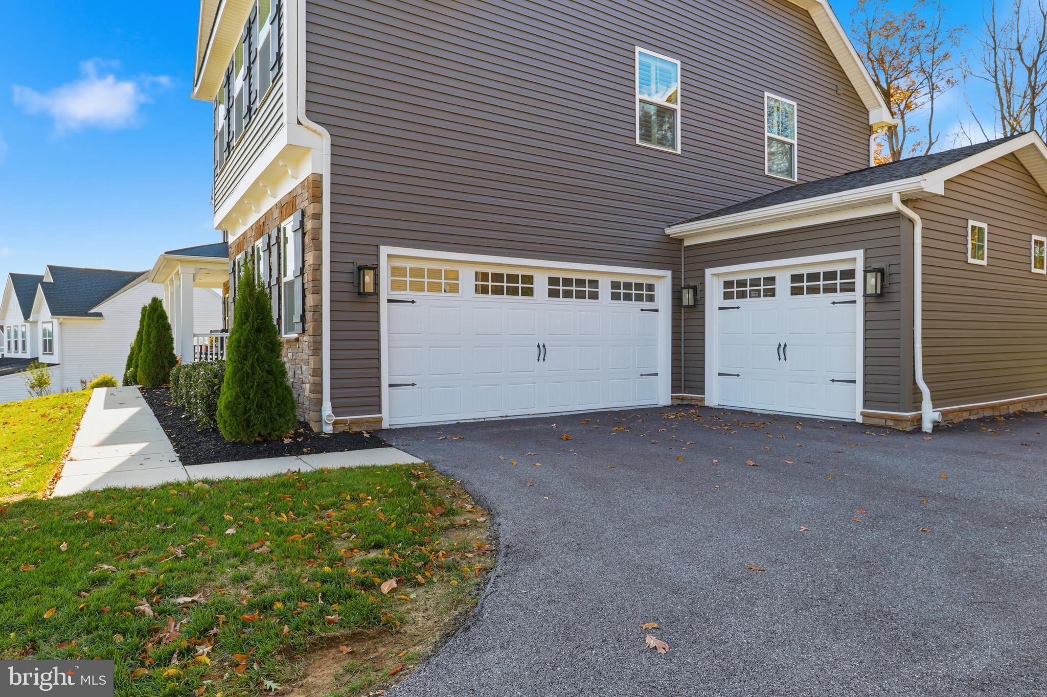 214 Hauer Terrace Spring Grove, PA 17362 - Photo 4 of 81 Gallery Image 4