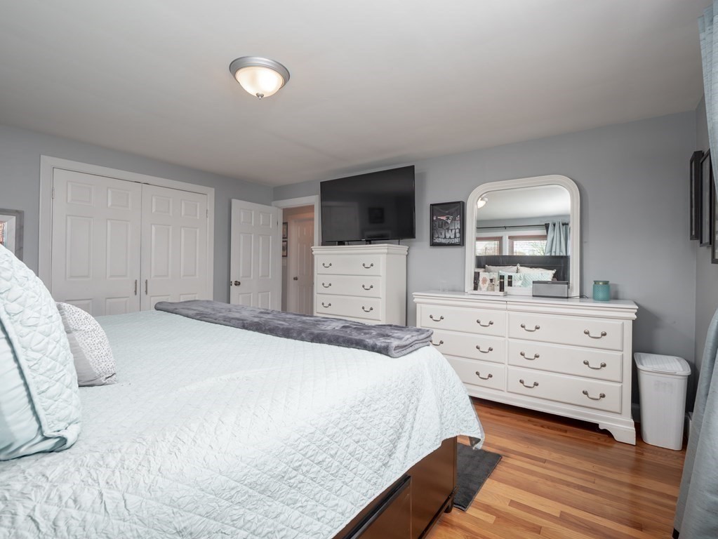 31 Pershing Avenue Framingham, MA 01702 - Photo 12 of 42