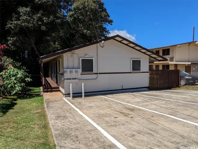 $1,000,000 | 318 Ohai Place, Wahiawa, HI 96786