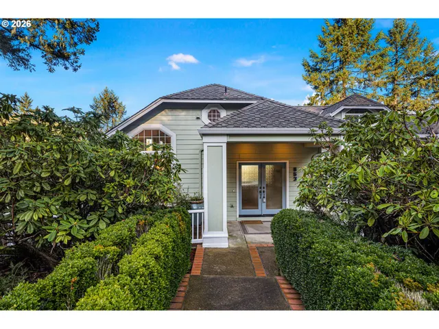 $699,000 | 653 Brookside Drive, Eugene, OR 97405