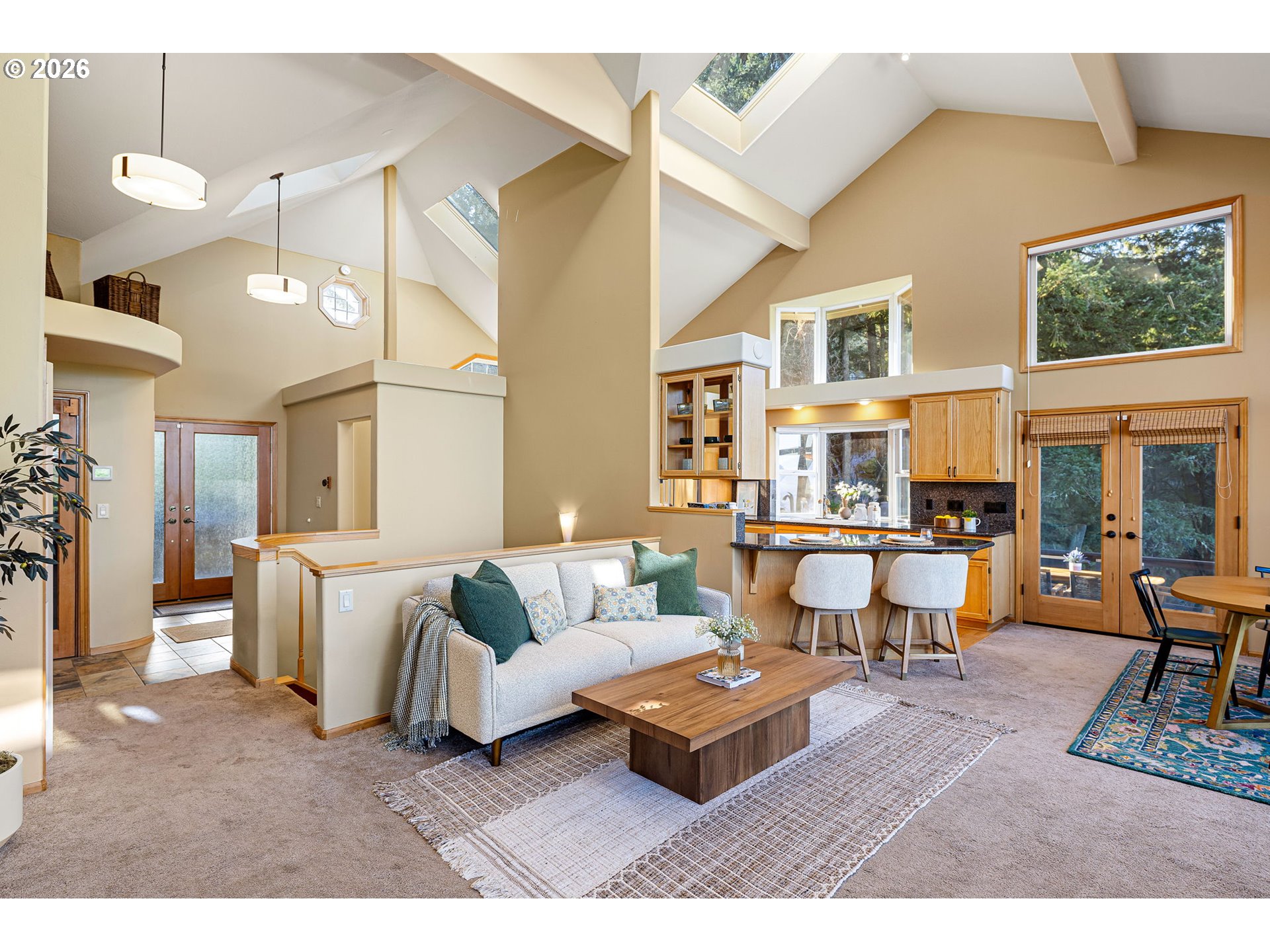 653 Brookside Drive Eugene, OR 97405 - Photo 11 of 48