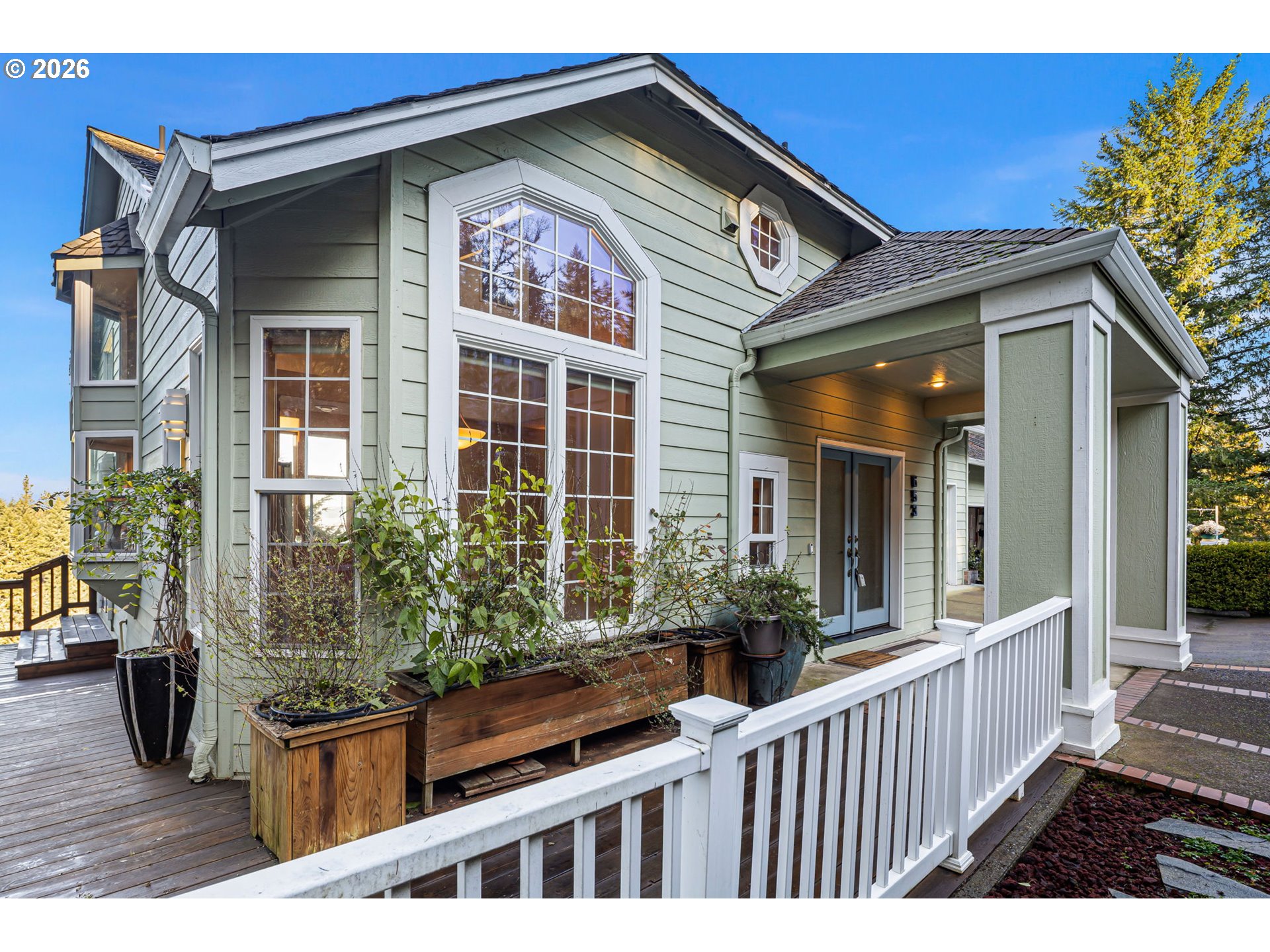 653 Brookside Drive Eugene, OR 97405 - Photo 3 of 48