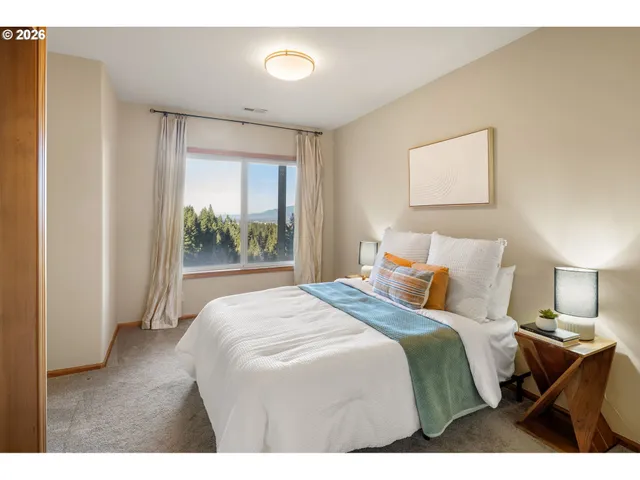 $699,000 | 653 Brookside Drive, Eugene, OR 97405