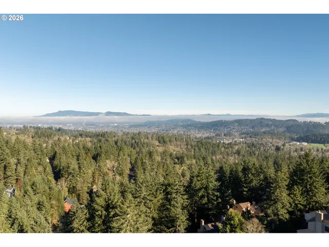 $699,000 | 653 Brookside Drive, Eugene, OR 97405