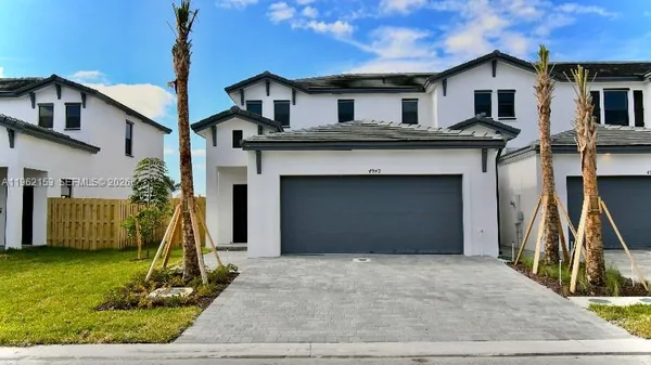 $4,150 | 4949 Peacock Way, Unit 5838, Fort Lauderdale, FL 33312