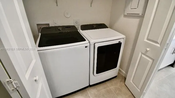 $4,150 | 4949 Peacock Way, Unit 5838, Fort Lauderdale, FL 33312