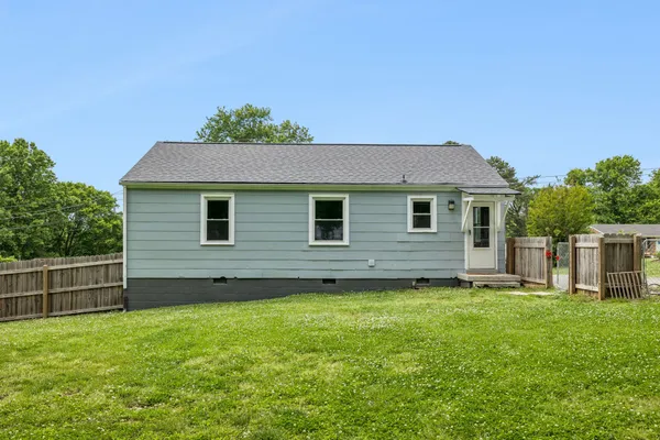 $235,000 | 1921 Morris Avenue, Columbia, TN 38401