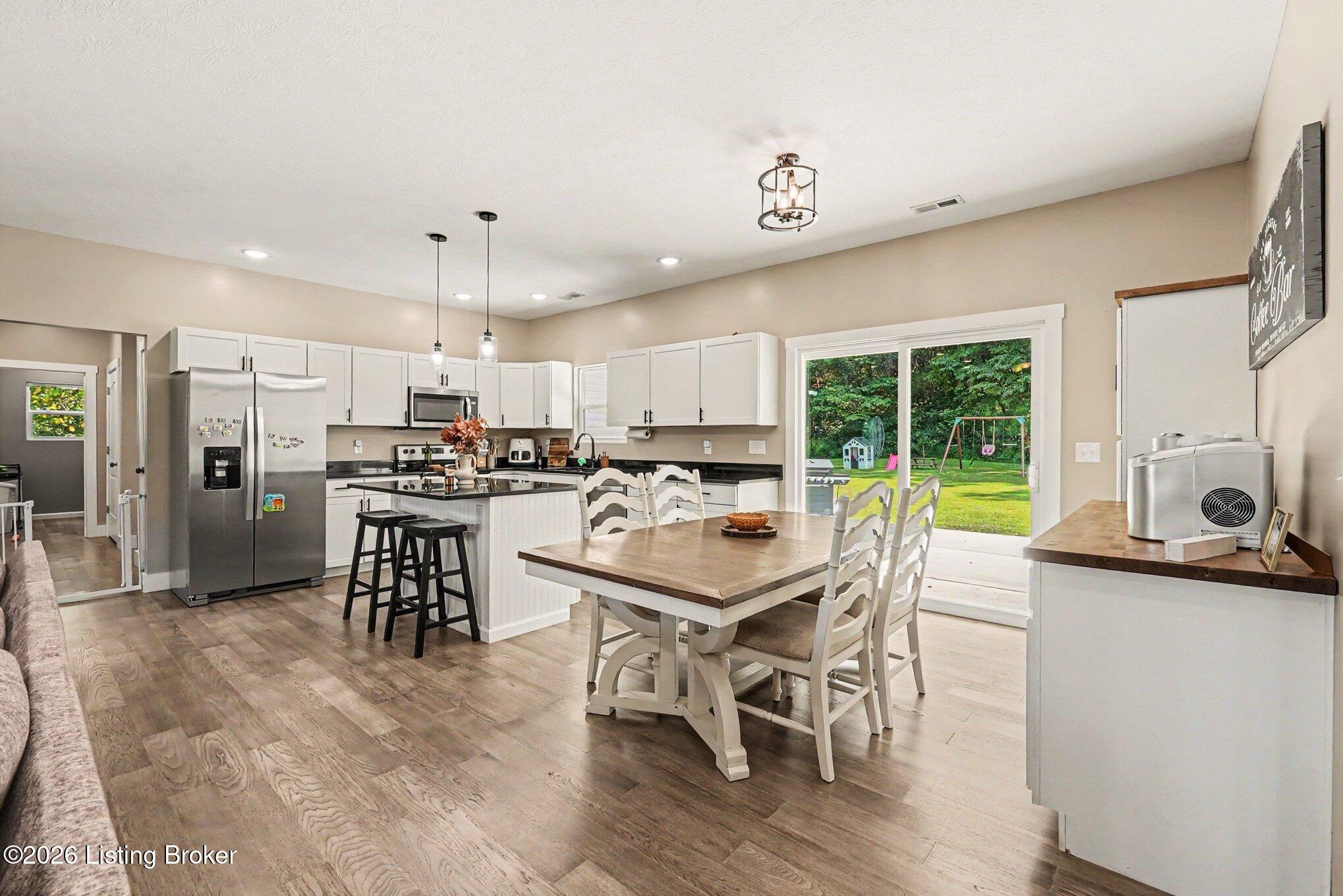 1150 Cherokee Road Brandenburg, KY 40108 - Photo 8 of 30 Dining/kitchen
