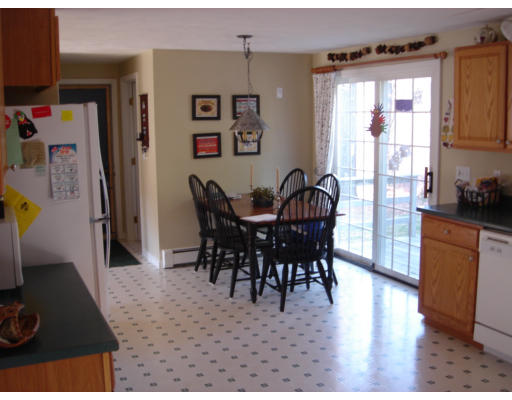 5 Liberty Road Medway, MA 02053 - Photo 6 of 10 Gallery Image 6