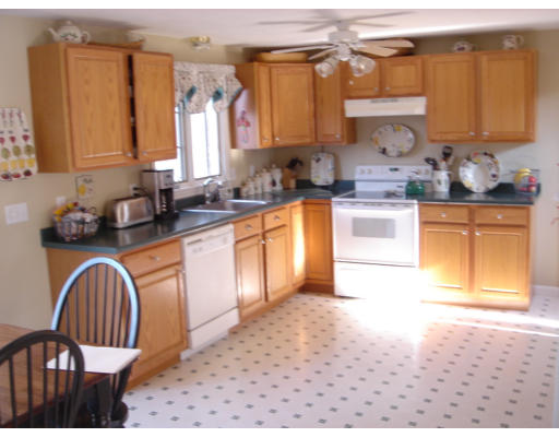 5 Liberty Road Medway, MA 02053 - Photo 7 of 10 Gallery Image 7