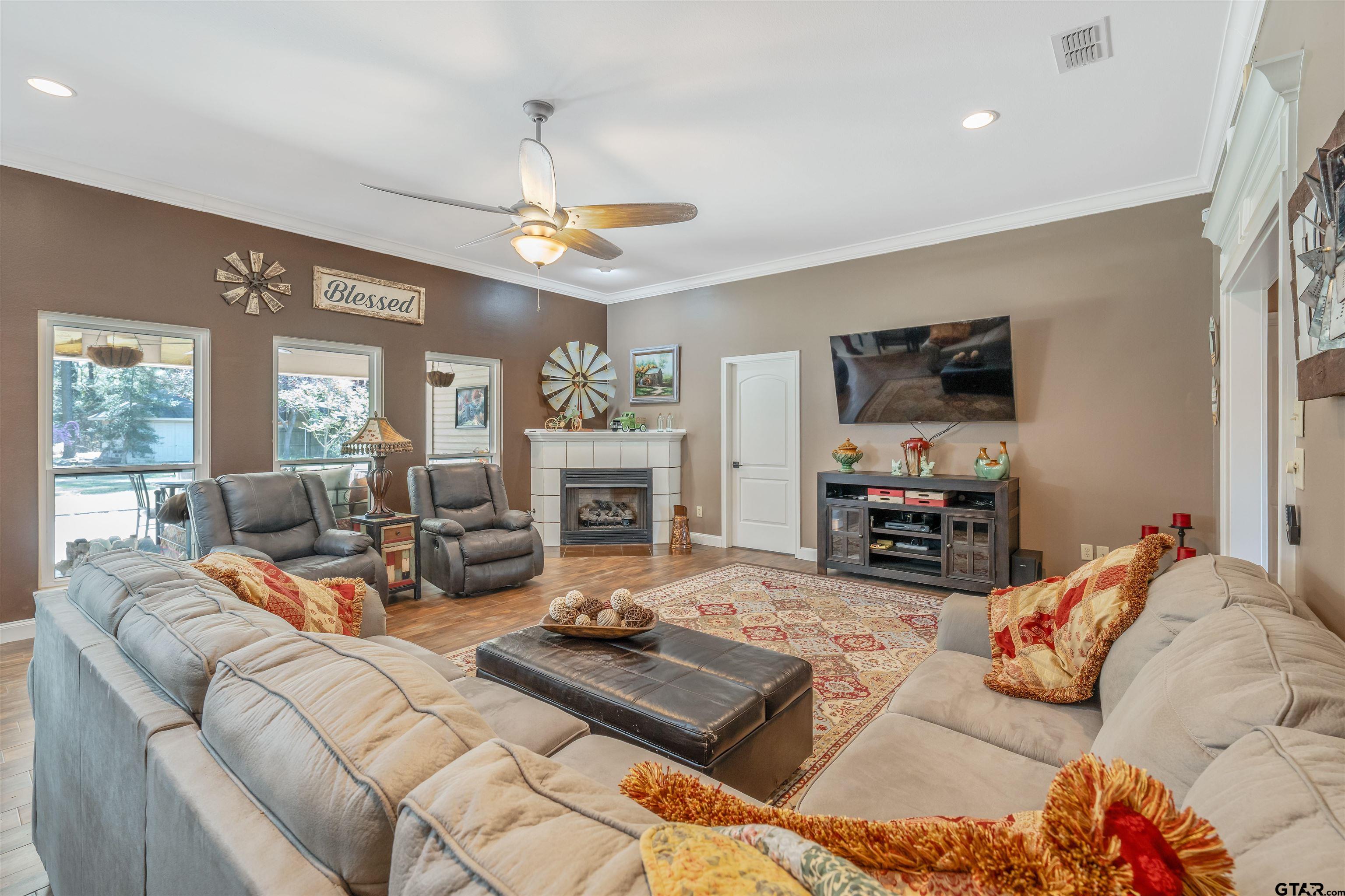 21105 Altuda Lane Flint, TX 75762 - Photo 2 of 45