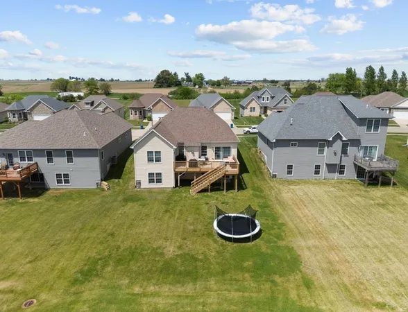 $469,900 | 67 Cobblestone Lane, Le Claire, IA 52753