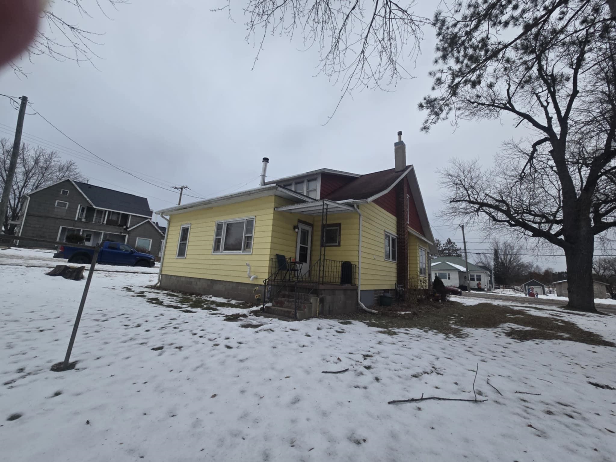 1035 Academy Street Elroy, WI 53929 - Photo 34 of 35