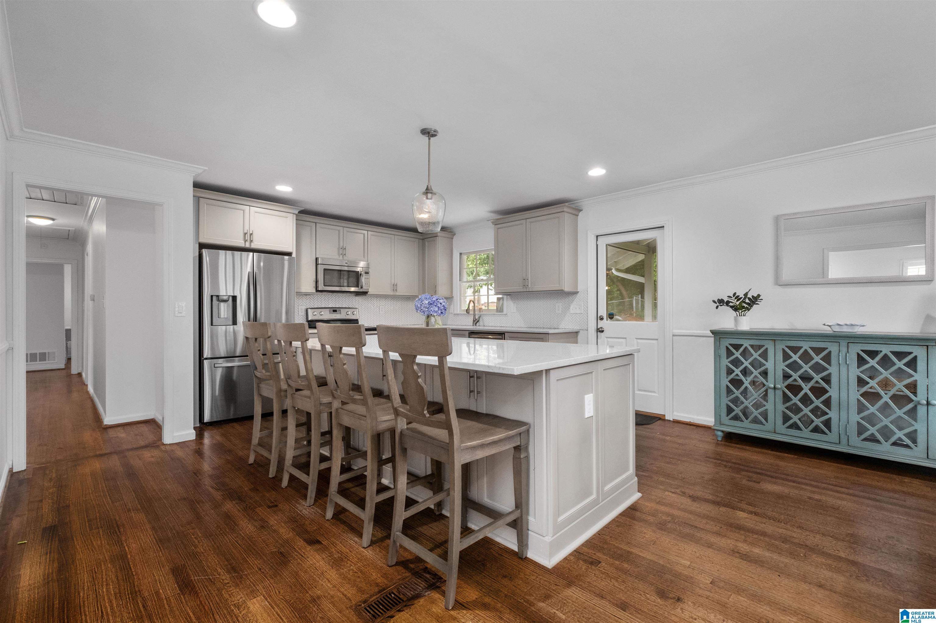 3732 Spring Valley Road Birmingham, AL 35223 - Photo 10 of 38