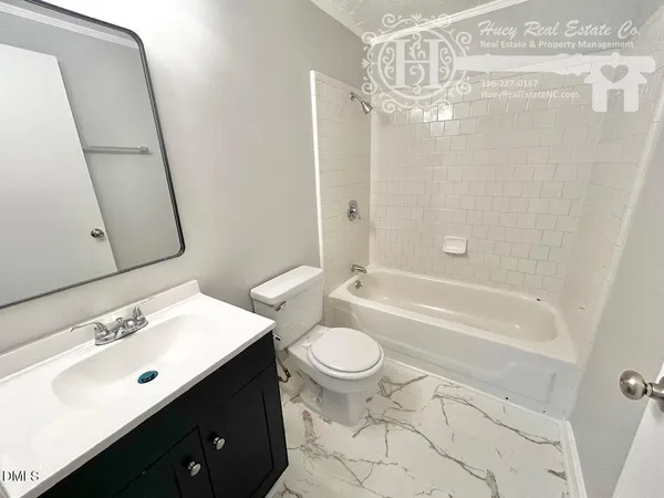 $1,200 | 201 East Gilbreath Street, Unit A, Graham, NC 27253