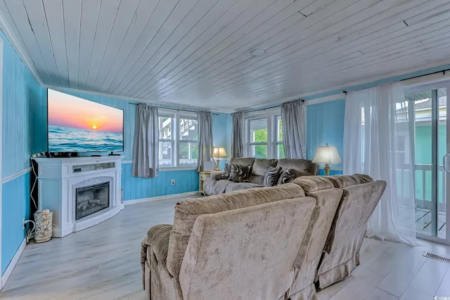 $599,900 | 609 15th Avenue South, North Myrtle Beach, SC 29582