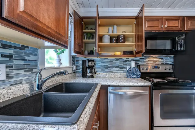 $599,900 | 609 15th Avenue South, North Myrtle Beach, SC 29582