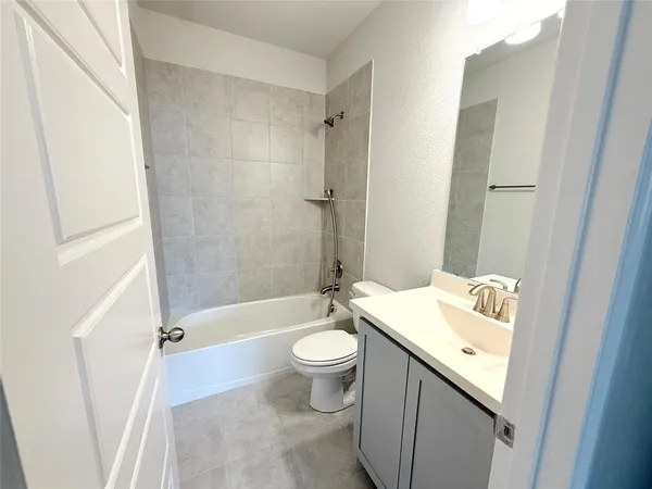 $3,550 | 6914 Birch Creek Drive, Irving, TX 75063