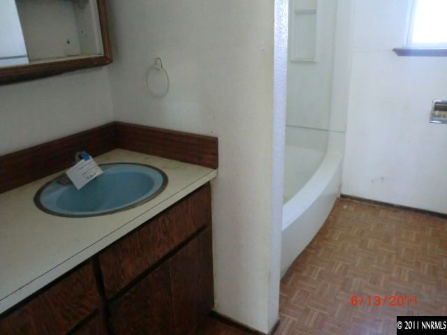 10550 Chesapeake Drive Reno, NV 89506 - Photo 7 of 13 Photo 7