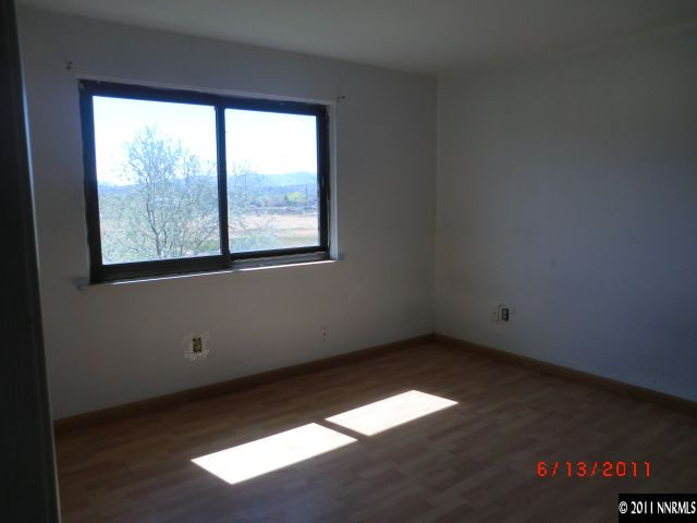 10550 Chesapeake Drive Reno, NV 89506 - Photo 8 of 13 Photo 8