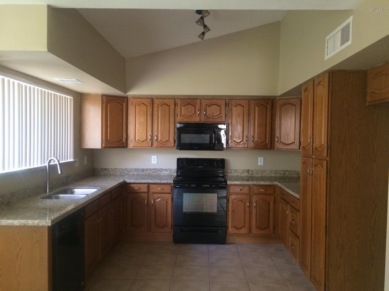608 West Devon Court Gilbert, AZ 85233 - Photo 72 of 84 IMG_1910
