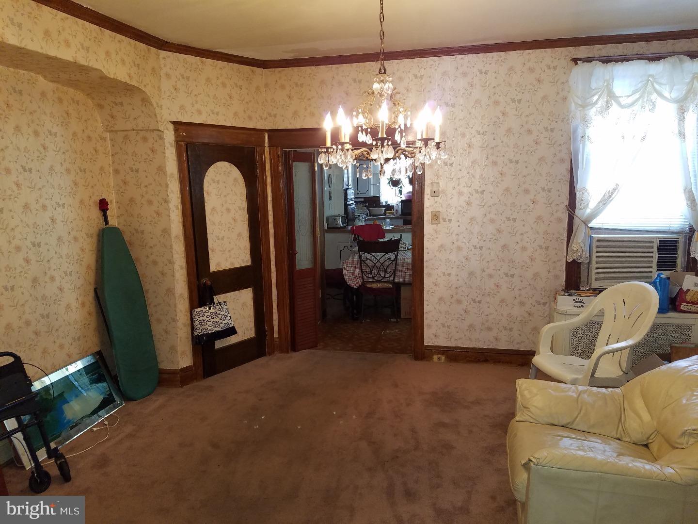 721 Kenmore Road Philadelphia, PA 19151 - Photo 3 of 25 Gallery Image 3