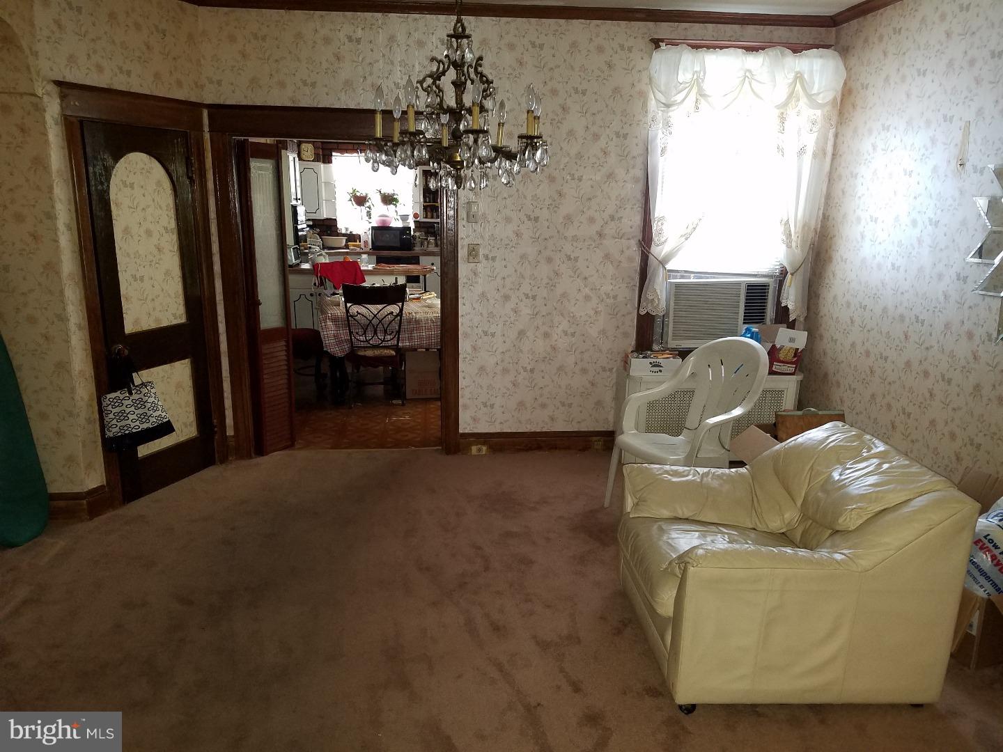 721 Kenmore Road Philadelphia, PA 19151 - Photo 4 of 25 Gallery Image 4
