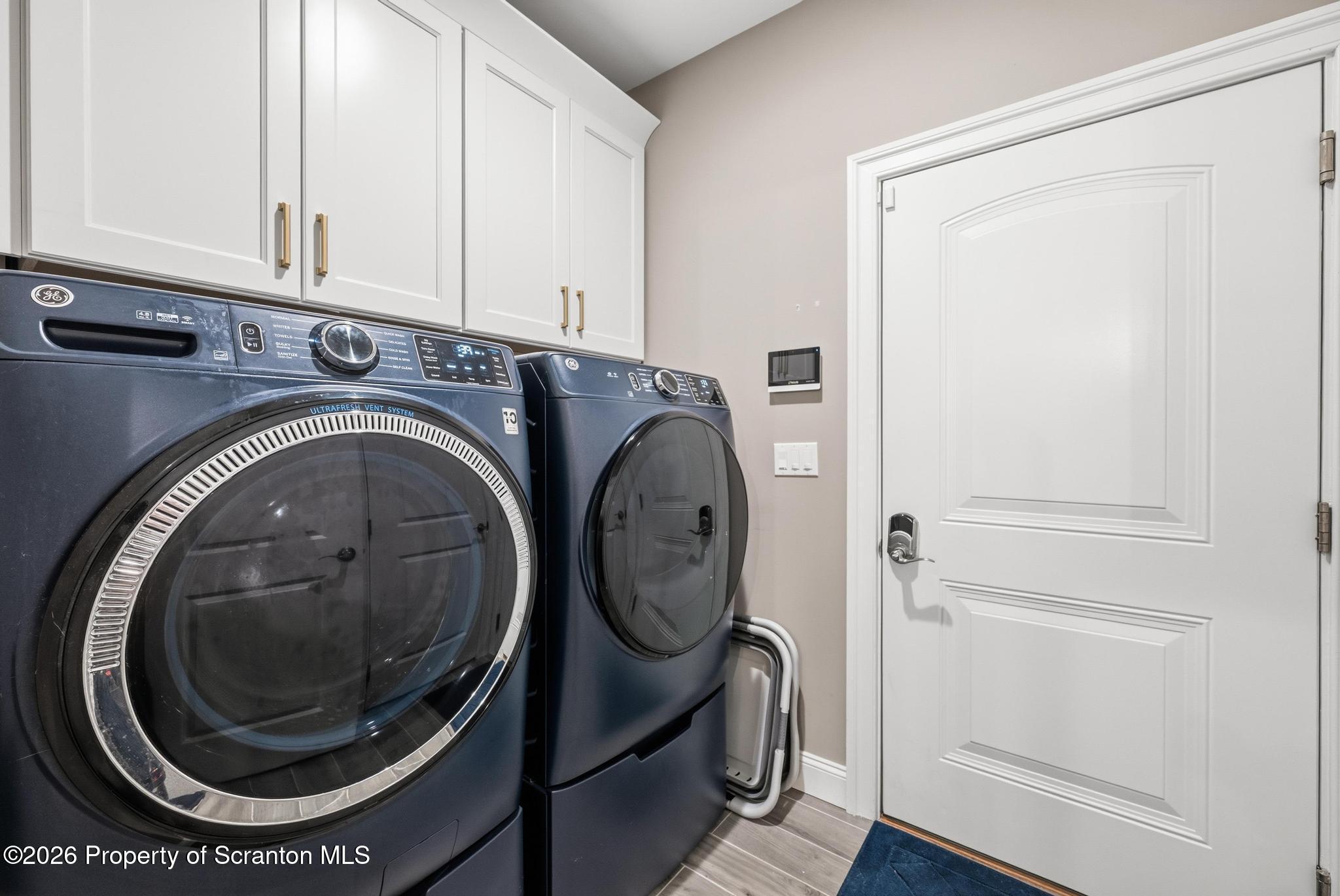 3701 Sinclair Cl, Unit 37A Moosic, PA 18507 - Photo 23 of 36 Laundry