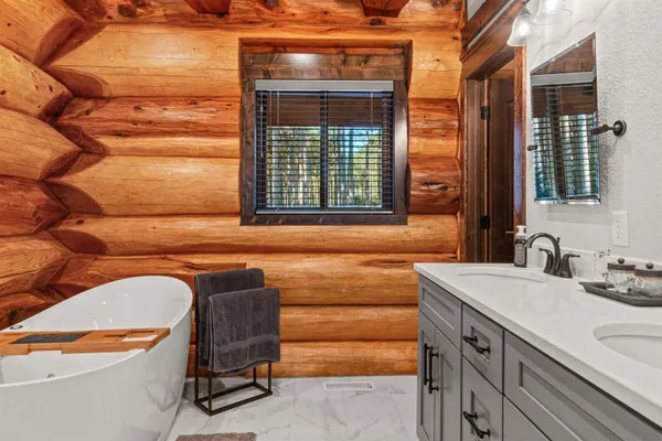 $1,450,000 | N14580 Porter Road, Nekoosa, WI 54457