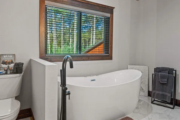 $1,450,000 | N14580 Porter Road, Nekoosa, WI 54457