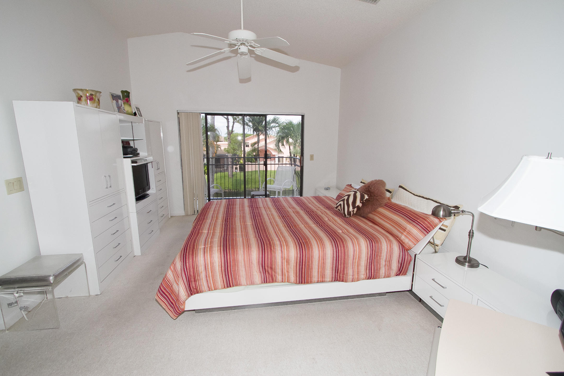 23109 Via Stel Boca Raton, FL 33433 - Photo 13 of 32 Tree-20