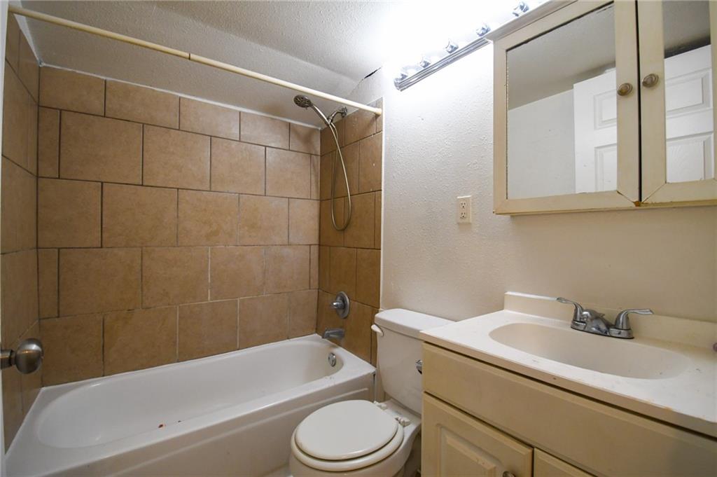 2543 Acacia Street, Unit A New Orleans, LA 70122 - Photo 5 of 6