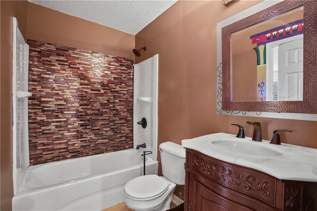 2224 Eagles Nest Circle Decatur, GA 30035 - Photo 6 of 35