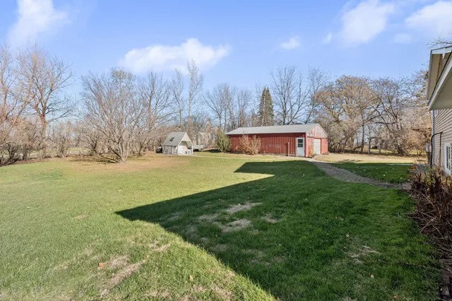 $320,000 | 14435 Woodville Drive, Waseca, MN 56093