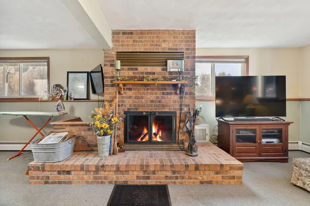 $320,000 | 14435 Woodville Drive, Waseca, MN 56093