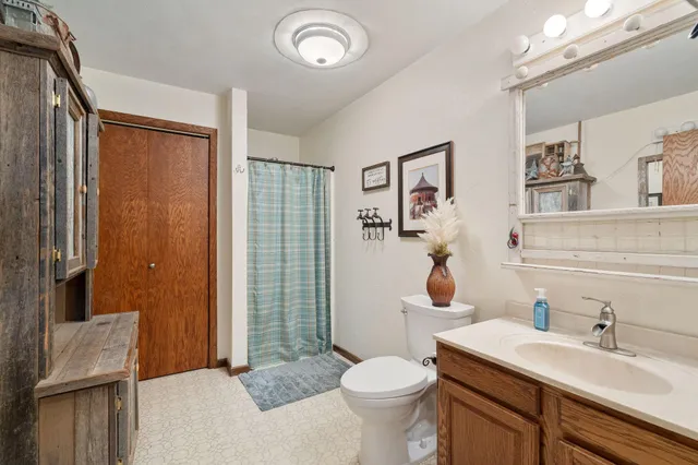 $320,000 | 14435 Woodville Drive, Waseca, MN 56093