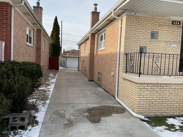 $225,000 | 604 Exchange Avenue, Calumet City, IL 60409