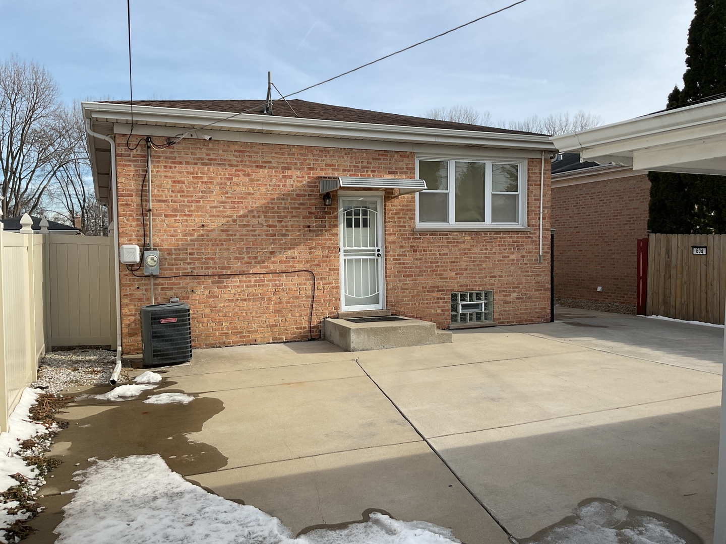604 Exchange Avenue Calumet City, IL 60409 - Photo 38 of 39 a front view of a house with a garage