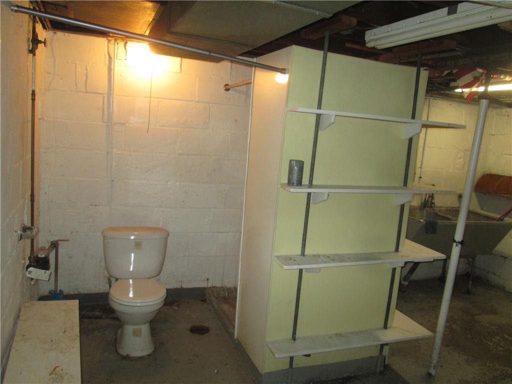 1200 Holmes Street McKees Rocks, PA 15136 - Photo 17 of 42