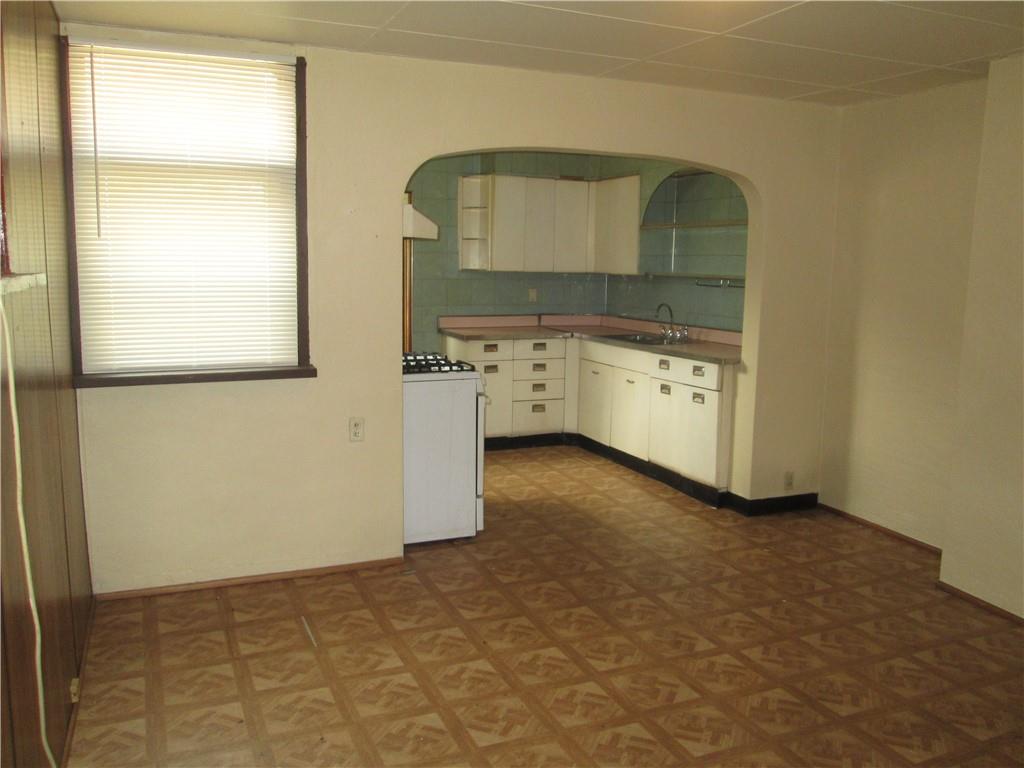 1200 Holmes Street McKees Rocks, PA 15136 - Photo 33 of 42